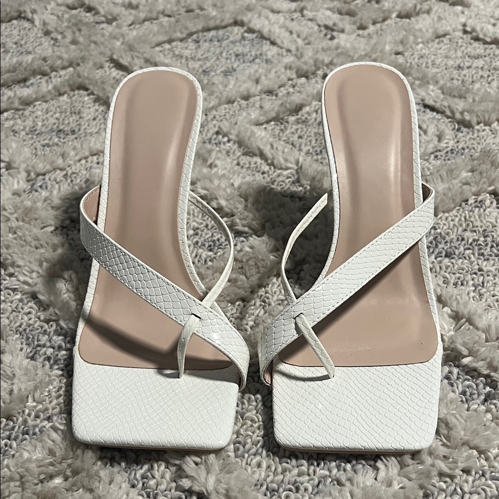 Elegant White Strappy Women's Heels